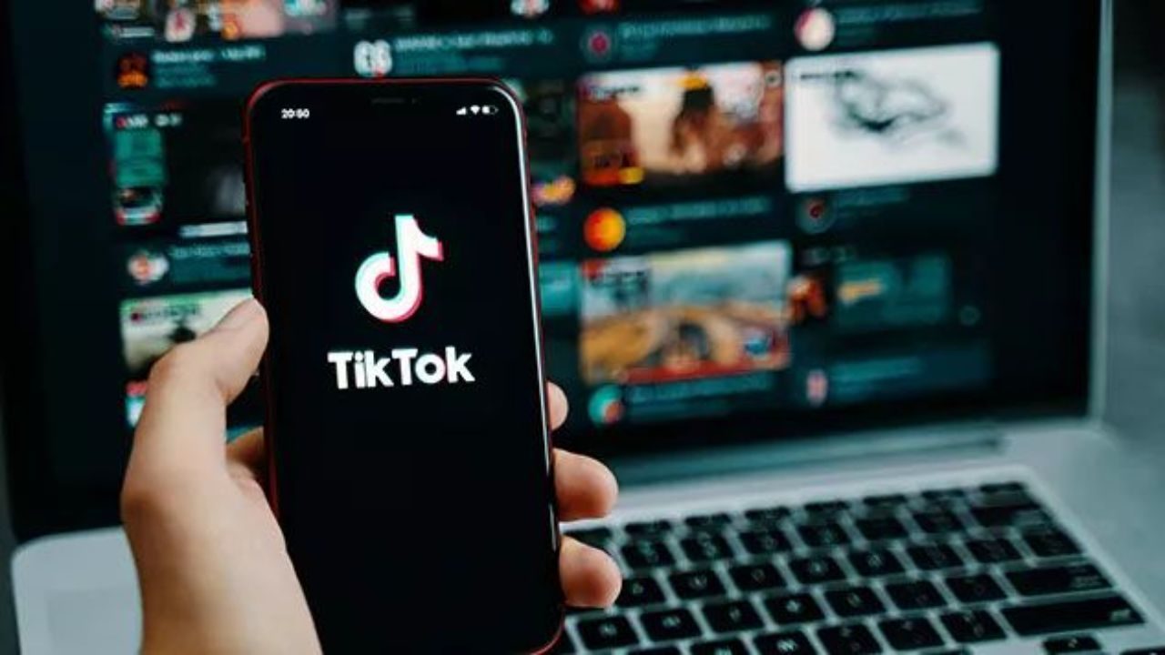 Why TikTok Is a Valuable Tool for Finding Tutors